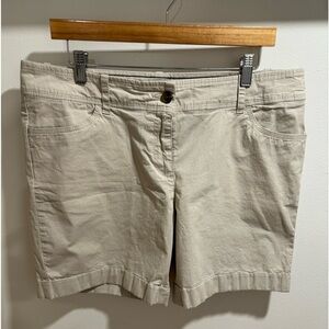 Stylish Beige Tan Shorts - Tommy Hilfiger, Size 14.